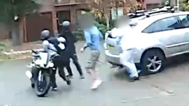 Two Men Fight Off Nunchuck-Wielding Robbers In Croydon - LBC - LBC 97.3